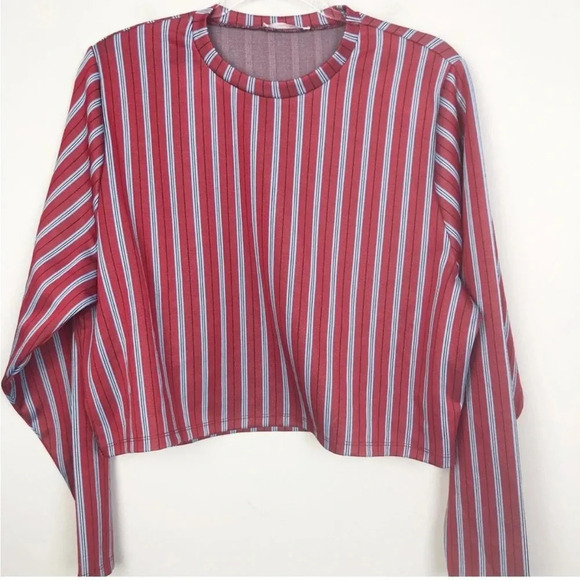 Zara WB Collection Boxy Cropped Top size medium - Picture 2 of 3